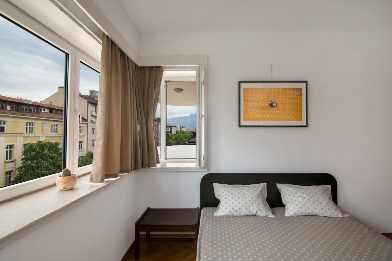 Design Apartment In Sofia Top City Center Εξωτερικό φωτογραφία