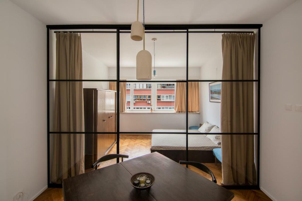 Design Apartment In Sofia Top City Center Εξωτερικό φωτογραφία